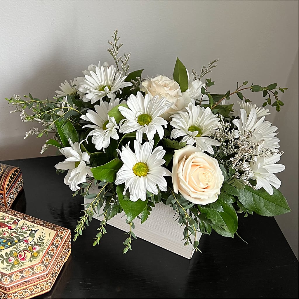 Fresh Linen Box Bouquet – Floral Villa, Whitewater WI