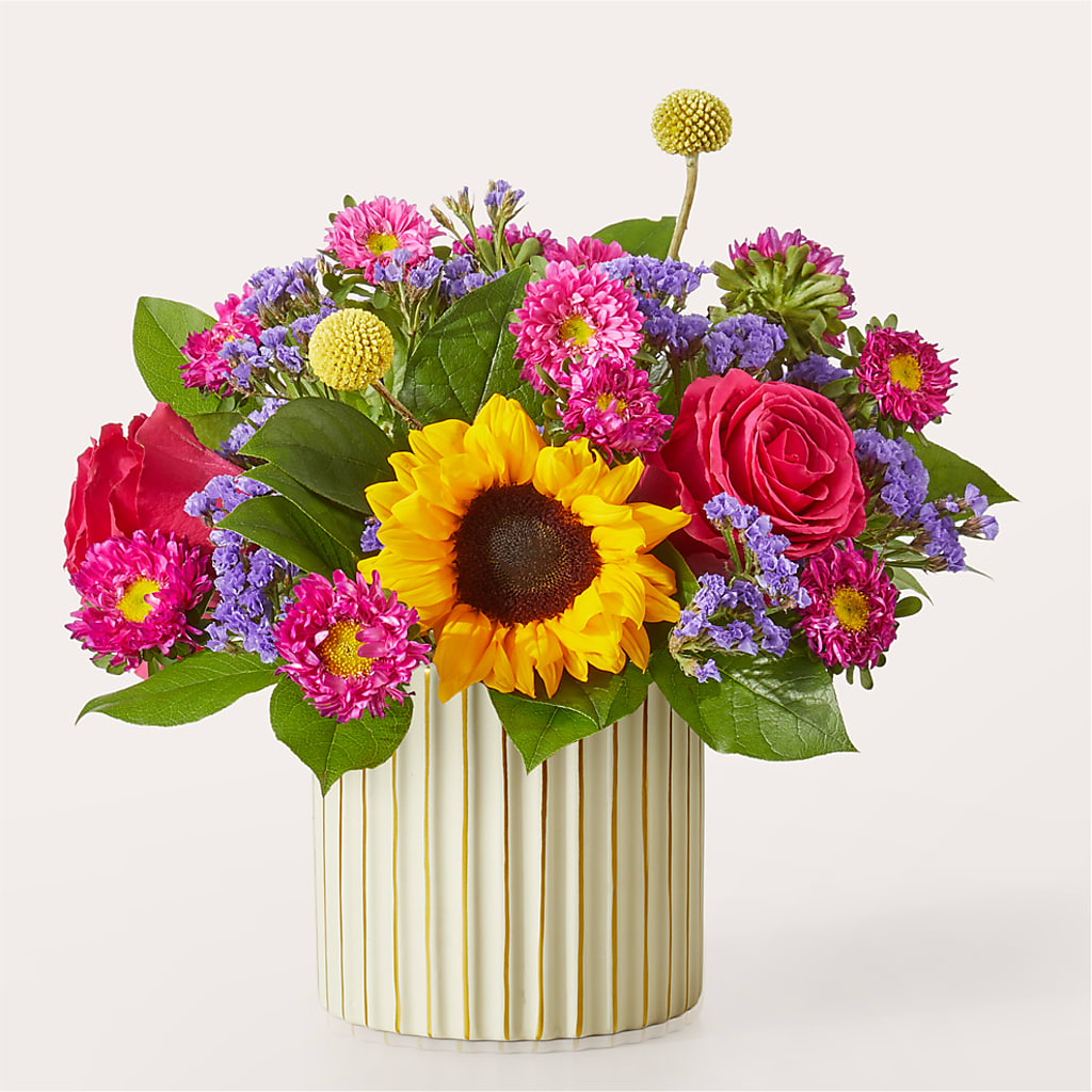 Bubbly Bouquet – Floral Villa, Whitewater WI