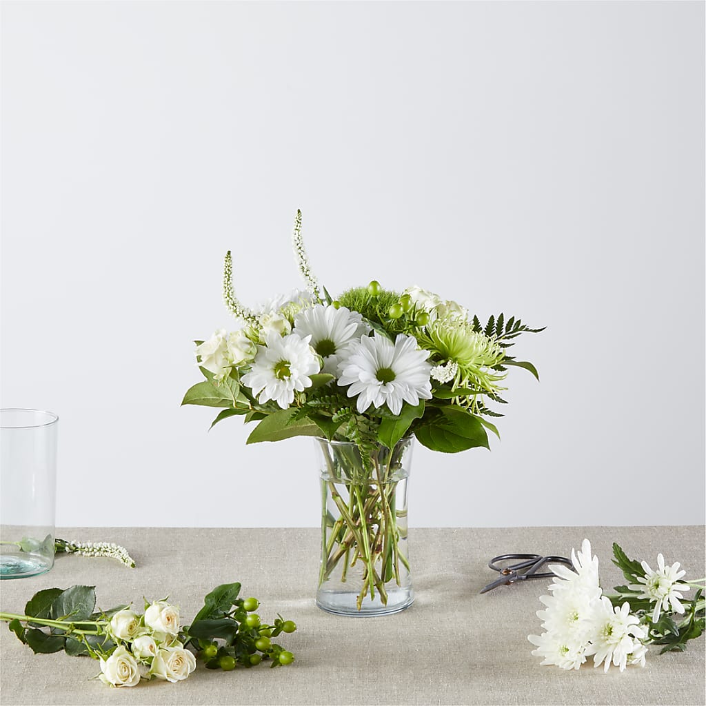 Irish Garden - A Florist Original – Floral Villa, Whitewater WI
