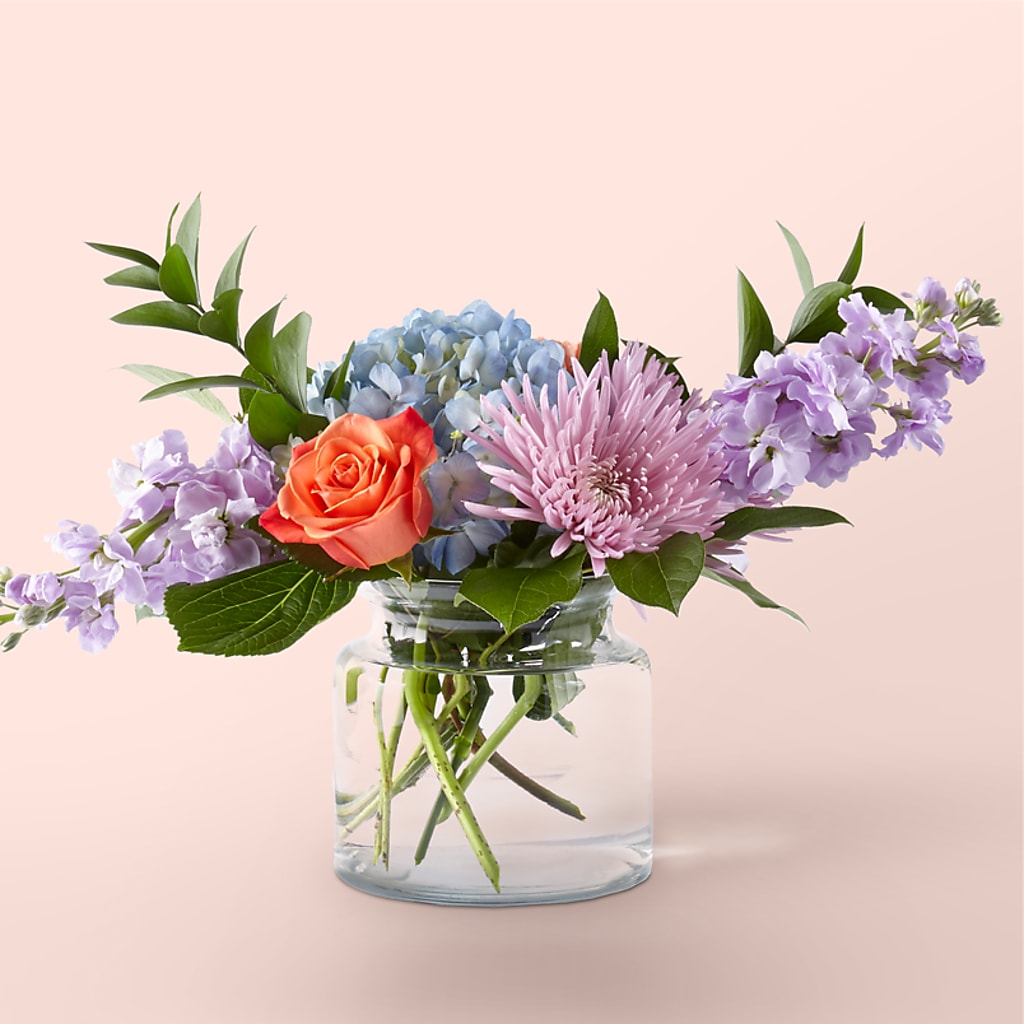 Be Mine Bouquet – Floral Villa, Whitewater WI