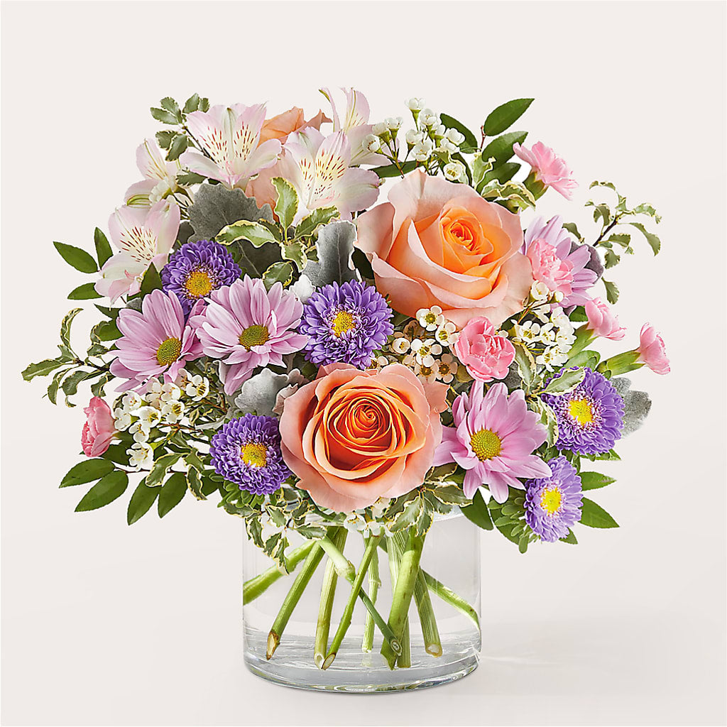 Glimmer Bouquet – Floral Villa, Whitewater WI