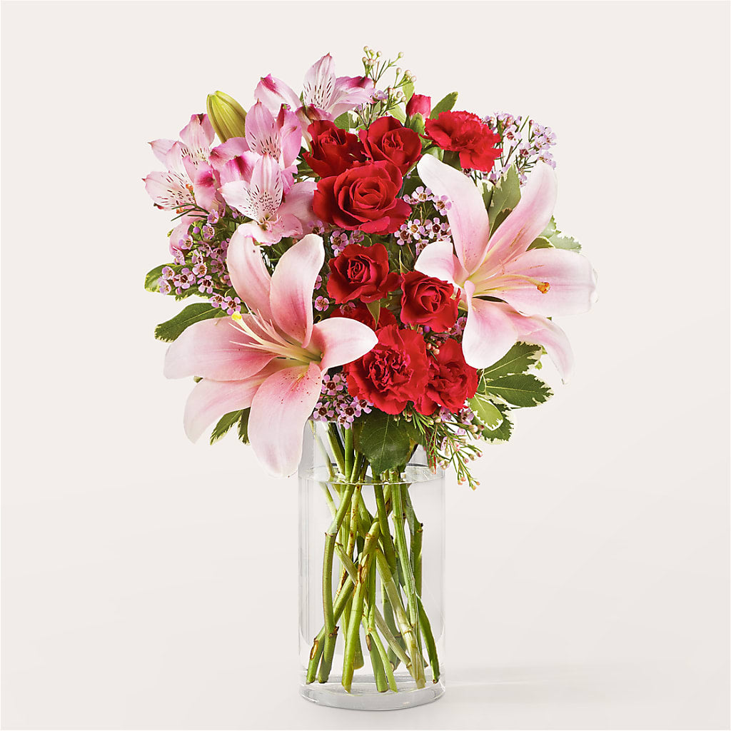 Kismet Bouquet – Floral Villa, Whitewater WI