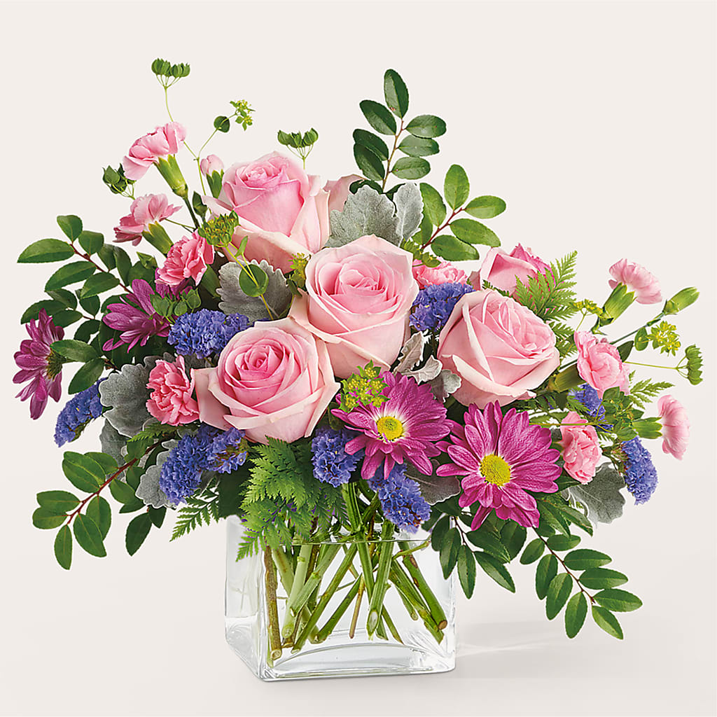 Starlet Bouquet – Floral Villa, Whitewater WI