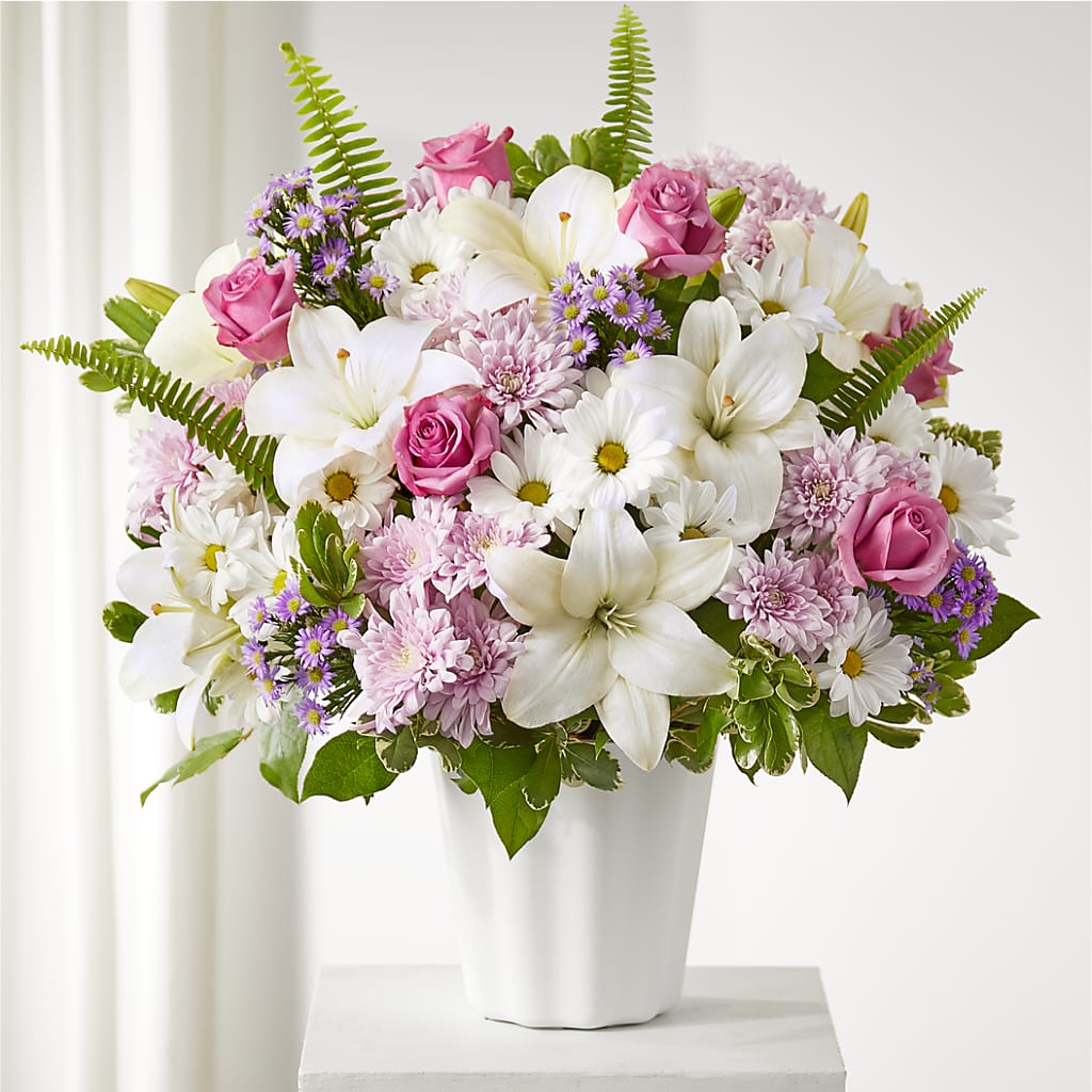 Warmest Thoughts Tabletop Basket – Floral Villa, Whitewater WI