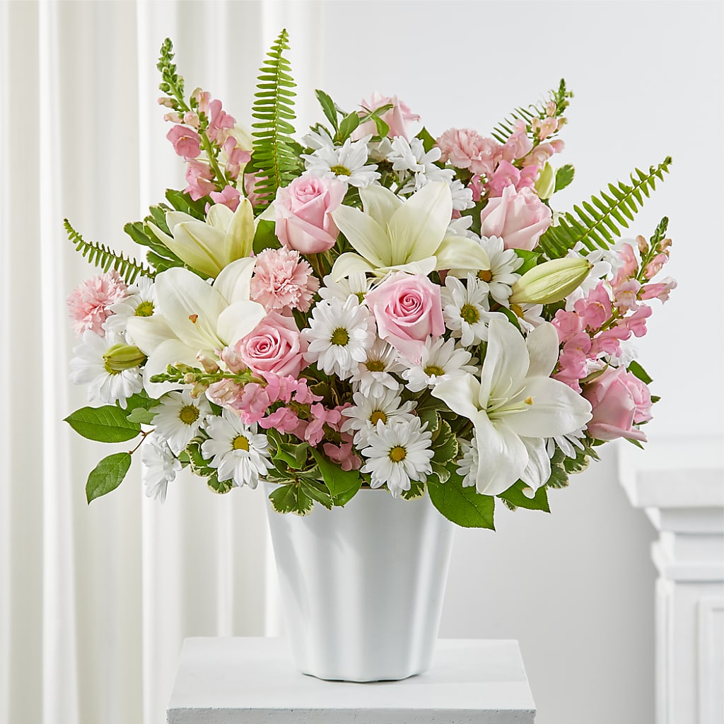 Soft Touch Tabletop Basket – Floral Villa, Whitewater WI