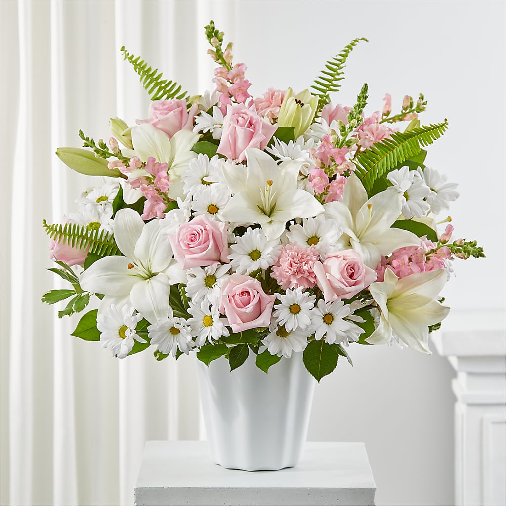 Soft Touch Tabletop Basket – Floral Villa, Whitewater WI