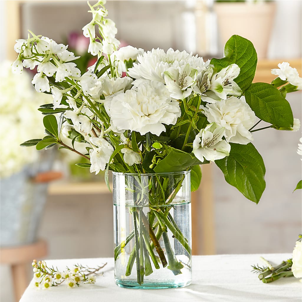 Classic Ivory – A Florist Original – Floral Villa, Whitewater WI