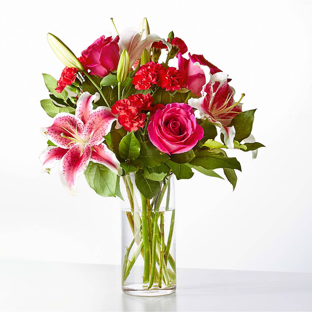 Love at First Sight Bouquet – Floral Villa, Whitewater WI
