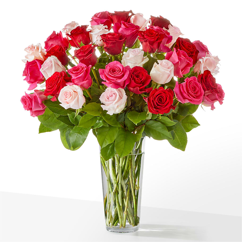 Charming Rose Bouquet – Floral Villa, Whitewater WI