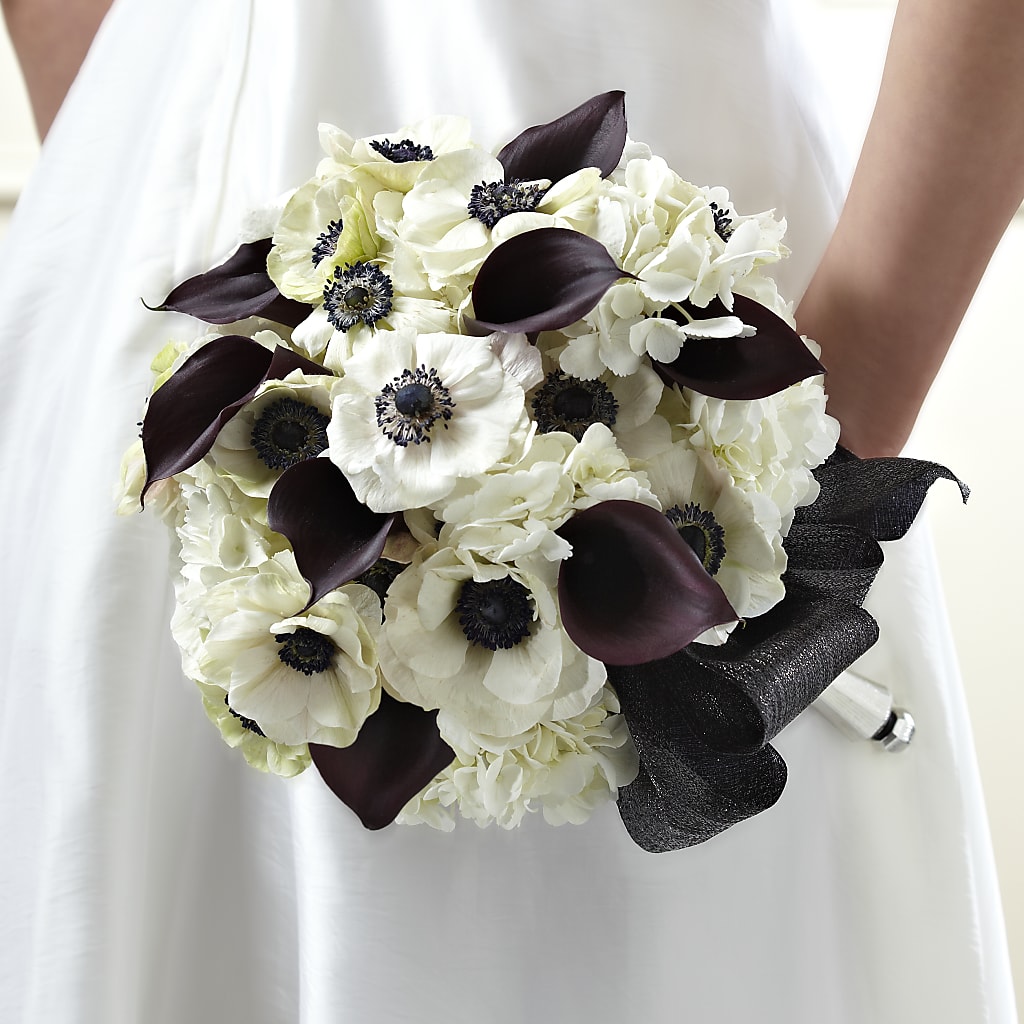 To Have and To Hold Bouquet – Floral Villa, Whitewater WI