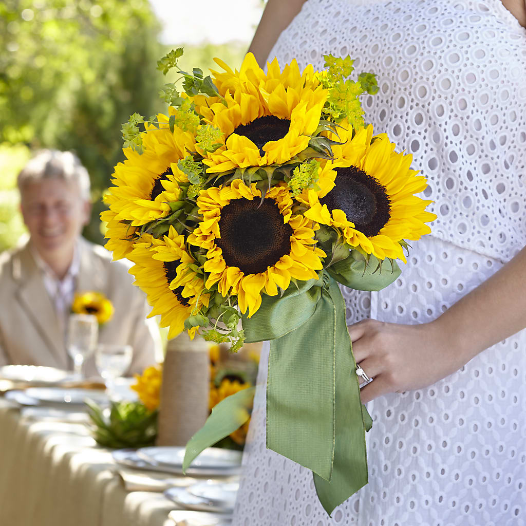 Free Spirit Bouquet – Floral Villa, Whitewater WI