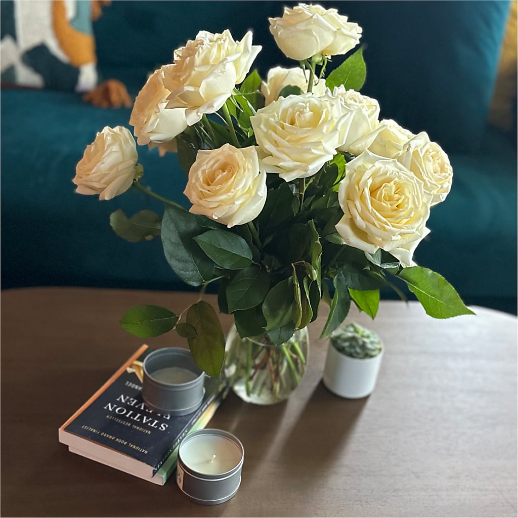Long Stem Yellow Rose Bouquet –  Floral Villa, Whitewater WI