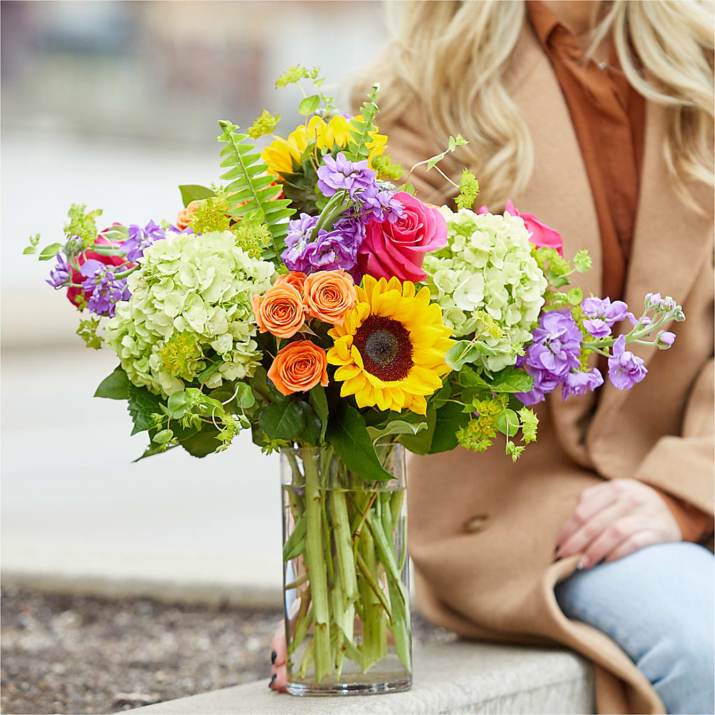 Vibrant Greetings Bouquet –  Floral Villa, Whitewater WI
