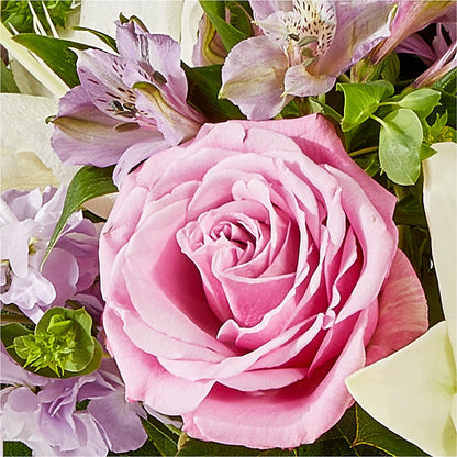 Daydreamer Bouquet –  Floral Villa, Whitewater WI