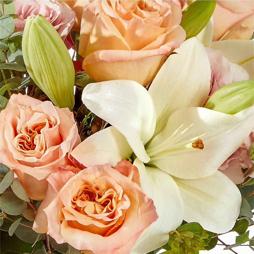 Grapefruit Splash Bouquet –  Floral Villa, Whitewater WI